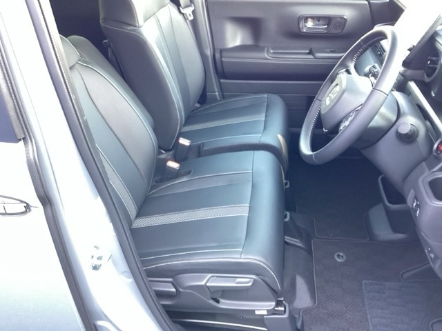 この度は、当店のお車をご覧いただきまして誠にありがとうございます。お気軽にお問い合わせください。