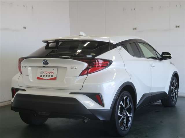 荷物をたっぷり載せて広々ドライビング♪夏でも冬でも、アウトドアやショッピングを思い切り楽しみましょう！