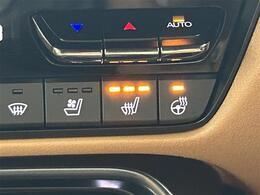 【運転席操作部】『運転席周辺の装備』の画像になります。快適なドライブを楽しむための機能が装備されています！運転席から触れるので使いやすいです！