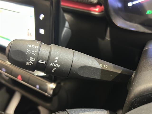 LIBERALAは、輸入車選びの新たなスタイルを提案するインポート・セレクト・ブランドです。オーナー様となる方がクルマから直接感じる感性を第一にした、最良の一台との出会いをコーディネートいたします。