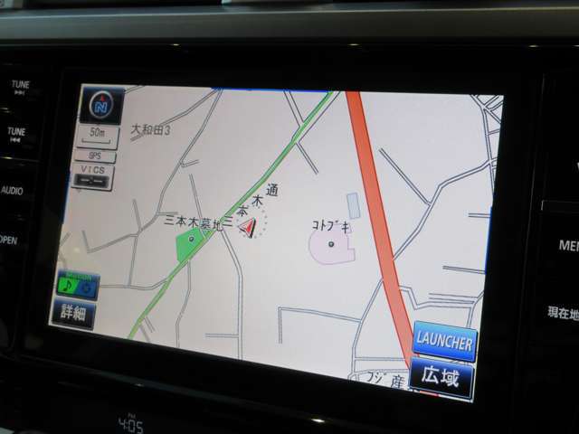 ★ナビ画面のアップ写真です。純正ですのでスイッチが大きく操作がしやすいです。
