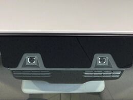 【スズキ　セーフティサポート】走行中に前方の車両等を認識し、衝突しそうな時は警報とブレーキで衝突回避と被害軽減をアシスト。より安全にドライブをお楽しみいただけます。