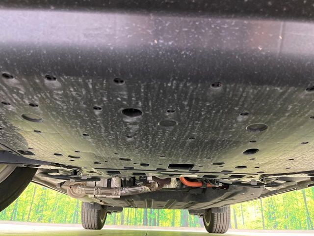 下回りがきれいなうちに、防錆加工の施工がオススメ。降雪地域はもちろん、沿岸部にお住いの方や、趣味でマリン・ウィンタースポーツをされる方にご好評いただいております。