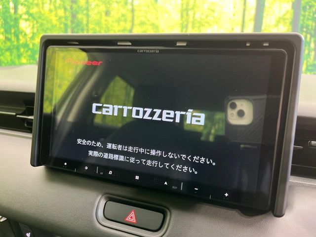 【ナビゲーション】目的地までしっかり案内してくれる使いやすいナビ。Bluetooth接続すればお持ちのスマホやMP3プレイヤーの音楽を再生可能！毎日の運転がさらに楽しくなります！！