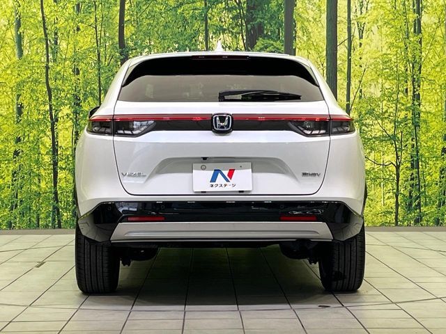 安心の最長10年・走行無制限保証（有償）をご用意。保証内容も充実はもちろん、無料点検＆オイル交換や、年中無休の全国・24時間ロードサービスも付帯されておりますのでご安心下さい。