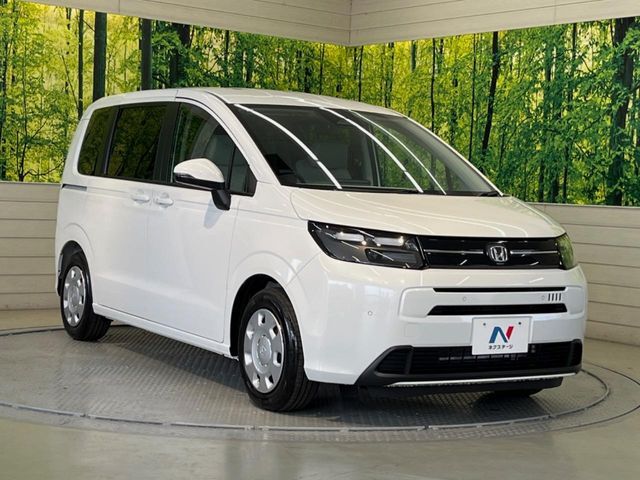 大好評のボディコーティング「弾スプラッシュコート」もご納車までに施工可能。通常のガラスコートと異なる、耐久年数6年の無機質ガラスコーティングが、ボディをキレイな状態に保ってくれます。