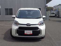 トヨタ認定中古車の3つの安心付きです。1.まるごとクリーニング済み2.車両検査証明書3.ロングラン保証