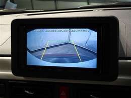 【バックモニター】バック時の必需品バックモニターを装備！駐車時の車庫入れやバック時の後方確認をサポートいたします！