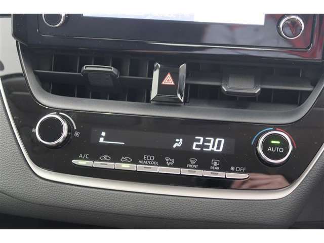 【オートエアコン】温度だけ設定すれば後は車におまかせ♪