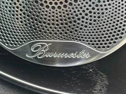 【Burmester（ブルメスター）】高音質スピーカーを搭載しております。専用チューニングにより、クリアで臨場感あふれるサウンドを実現しワンランク上の空間をお楽しみください。