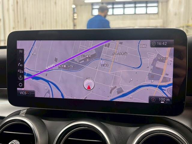 【純正HDDナビ】装備でフルセグTV視聴やCD・DVD再生、Bluetooth等充実しております！