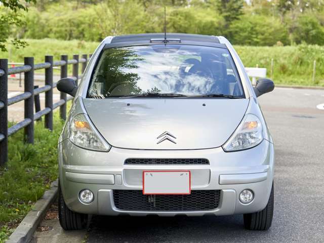 在庫車両は随時、テストドライブを繰り返しております。当社は流山にも営業事務所があり、外環自動車道（高速）を使って在庫の移動をしながら、1台1台、丁寧に状態をチェック、販売するまで整備をしています。