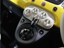 5速デュアロジック。このトランスミッションはマニュアル操作の楽しさを提供します