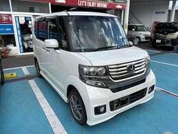 お買い得NBOX+入庫しました　4WD　両側パワースライド　社外ナビ　フルセグテレビ　ETC　クルーズコントロール　お気軽にお問い合わせください