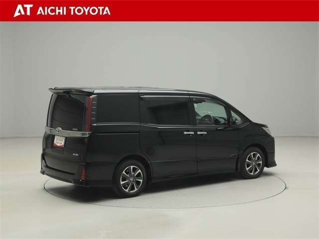 『ロングラン保証』はメーカー、年式を問わず1年間・走行距離無制限の無料保証です。最長3年まで延長可です！詳しくはスタッフまでおたずねください。