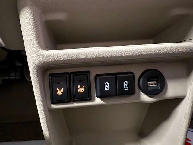 運転席・助手席シート