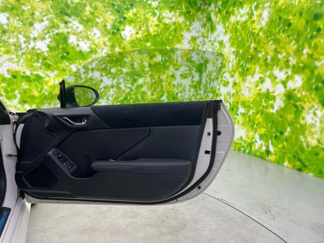 「この車の写真をもっと見たい」「状態が気になる」「この装備はついている？」どんな小さな疑問でもお気軽にお問い合わせください！