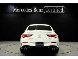 メルセデスの認定中古車『サーティファイドカー』は、日本全国に張り巡らされたメルセデス・ベンツ正規サービスネットワークのサポートを受けることができます。