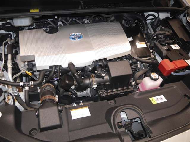 1800ccハイブリッドエンジン☆エンジンルームもしっかり洗浄！