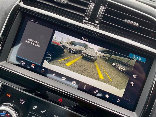 「アラウンドビューモニター」を装備で駐車が苦手な方でも安心です。