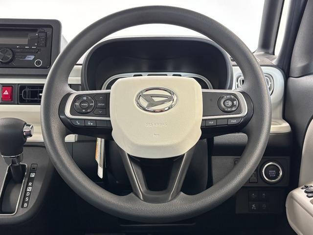【点検】納車前には小さなクルマを知り尽くしたエキスパートが基本性能に関わる機能や状態を徹底的に点検。消耗部品を交換するなど法定12ヶ月点検相当の点検・整備を実施しています。