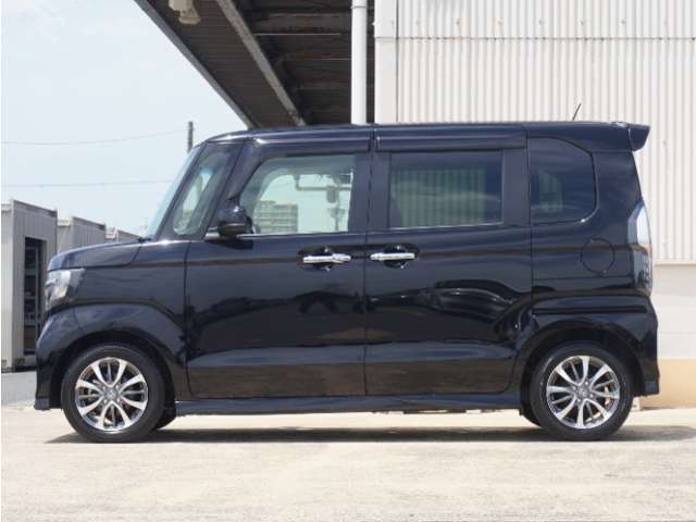 ◆法定整備実施◆Honda認定中古車の整備基準にもとづく整備を実施いたします。法定点検の整備に加え、Honda独自のプラスアルファー点検整備を実施。基準を満たしていない消耗部品を交換いたします。