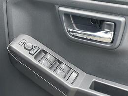 安心の全車保証付き！（※部分保証、国産車は納車後3ヶ月、輸入車は納車後1ヶ月の保証期間となります）。その他長期保証(有償)もご用意しております！※長期保証を付帯できる車両には条件がございます。