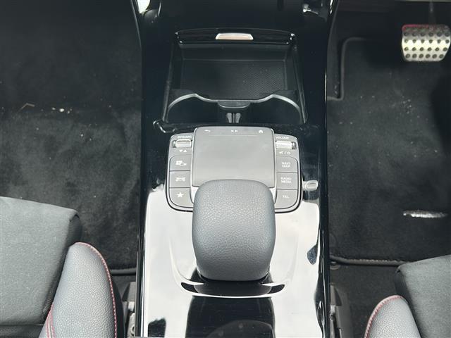 みなさまのお車選びのお手伝いをさせてください！スタッフ一同心よりご来店、お問い合わせをお待ちしております！