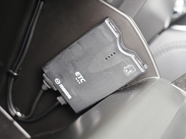 ETC車載器搭載です。スマートICも増えてきており、必須装備といって良い便利装備です。