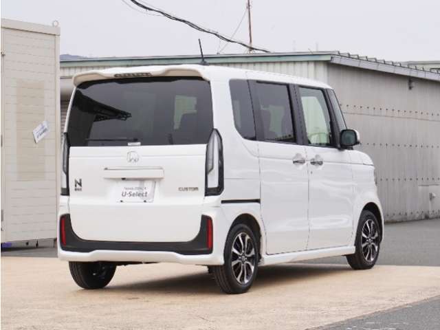 お立ち寄りいただく際は、事前にご連絡をお願いします。お目当てのお車が商談中や売約となることもございます。ご確認いただいてから、お立ち寄りください。