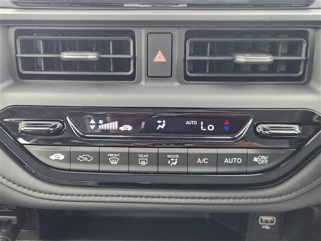 【運転席操作部】快適なドライブを楽しむための機能が装備されています！運転席から触れるので、使いやすいです！除菌プランいれていただくと、さらに清潔で安心していただけます！