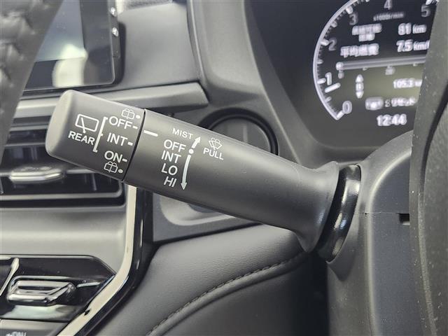 【運転席操作部】快適なドライブを楽しむための機能が装備されています！運転席から触れるので、使いやすいです！除菌プランいれていただくと、さらに清潔で安心していただけます！