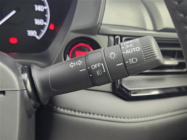【運転席操作部】快適なドライブを楽しむための機能が装備されています！運転席から触れるので、使いやすいです！除菌プランいれていただくと、さらに清潔で安心していただけます！