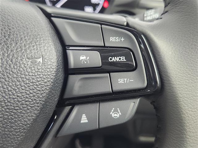 【運転席操作部】快適なドライブを楽しむための機能が装備されています！運転席から触れるので、使いやすいです！除菌プランいれていただくと、さらに清潔で安心していただけます！