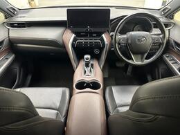 【インパネ全体】全方位で視界が広く、高い目線で運転もしやすいです！