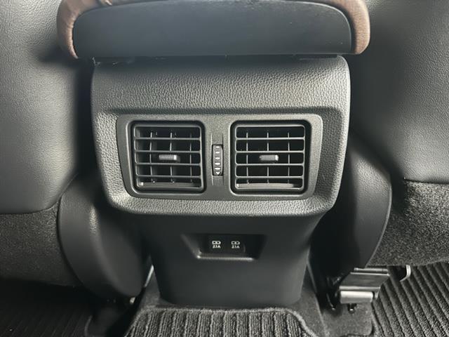 みなさまのお車選びのお手伝いをさせてください！スタッフ一同心よりご来店、お問い合わせをお待ちしております！