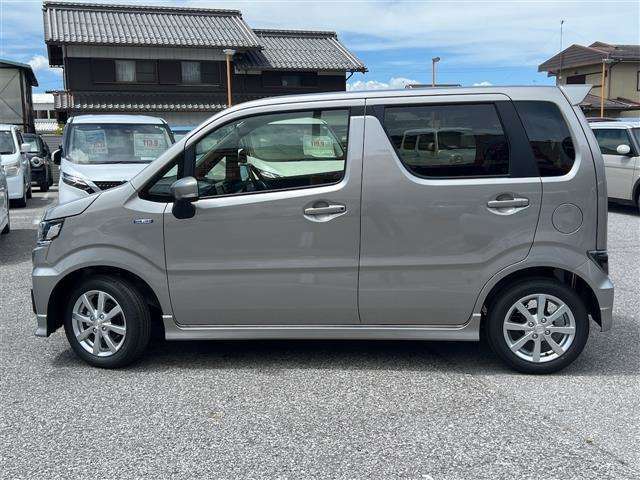 ■□■□■ 登録（届出）済未使用車はノルマ達成のために作られた走行100km未満、かつ初度登録または初度届出された車両でいわゆるアウトレット車です！■□■□■