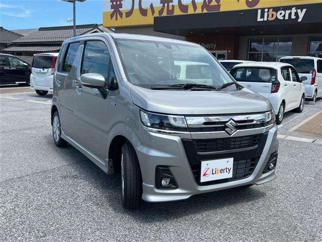 ■□■□■ アフターサービスも安心！！ 自社整備工場・自社鈑金工場・積載車を完備しておりますので、お客様のご購入後も手厚くサポートいたします！！  ■□■□■