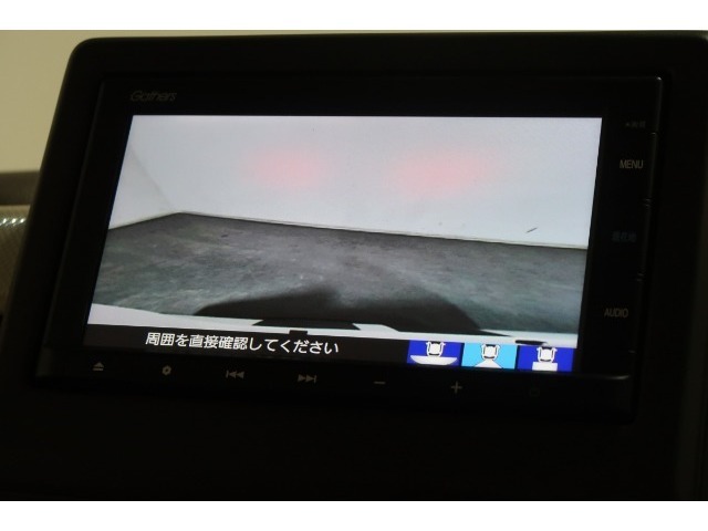 ◆◆バックカメラの画像です。車庫入れの安心感がアップしますね☆