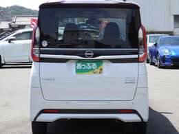 （株）あっぷる関西は業界経験者多数在籍！！新車ディーラー営業・大手中古車ディーラー営業・新車ディーラー整備士など、豊富な知識と経験をお客様の車選びや納車後のサポートをお手伝いさせて頂きます。
