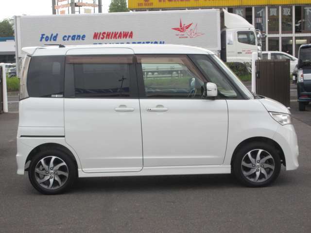【安心の専門店】　当店は自動車の専門店だからこその専門スタッフが細かくお客様のお車探しのお手伝いをさせて頂きます！！