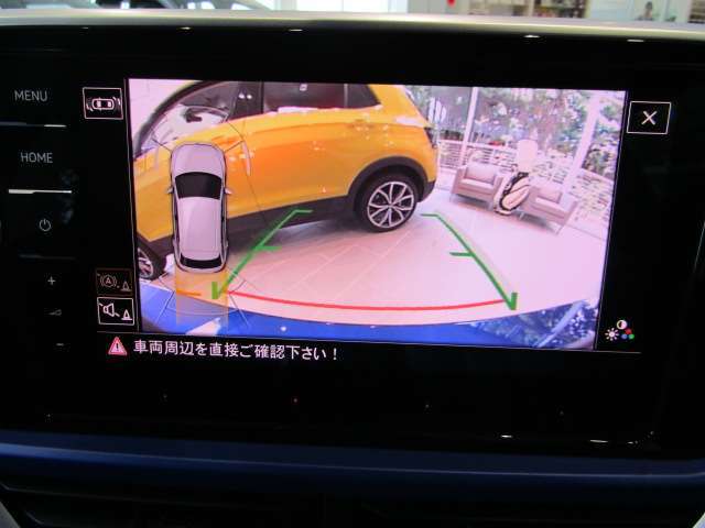 リヤビューカメラ「Rear Assist」　駐車時にも安心のバックカメラ付き！