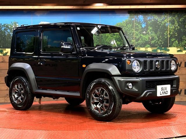 大好評のボディコーティング「弾スプラッシュコート」もご納車までに施工可能。通常のガラスコートと異なる、耐久年数6年の無機質ガラスコーティングが、ボディをキレイな状態に保ってくれます。