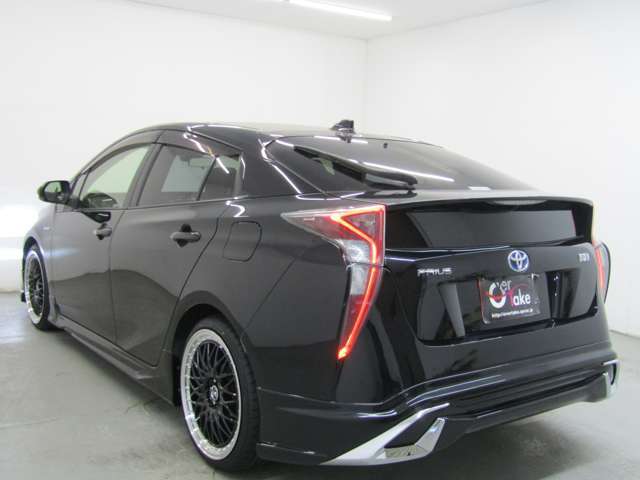 セーフティセンスPKG・レーダークルーズC・プリクラッシュセーフティシステム・レーンキープアシスト・オートハイビーム・ナビ・バックカメラ・地デジ・ブルートゥース・ETC等、装備多彩です！