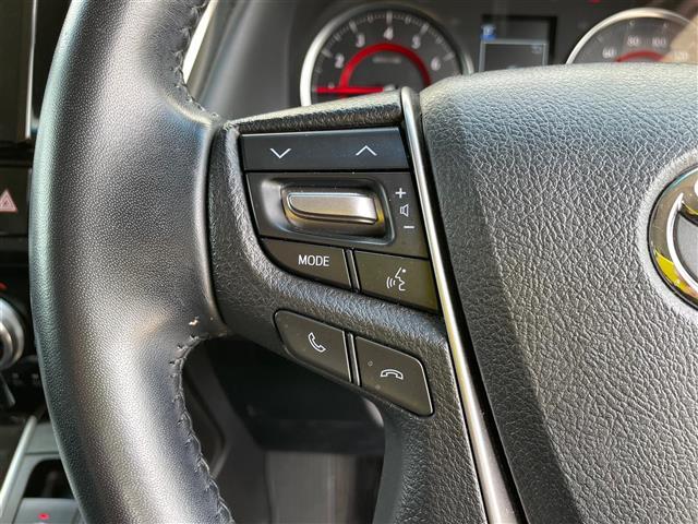 【運転席操作部】快適なドライブを楽しむための機能が装備されています！運転席から触れるので、使いやすいです！除菌プランいれていただくと、さらに清潔で安心していただけます！