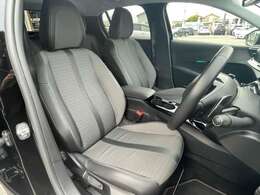 ◆ローン最長120回まで組むことができます◆　　お支払い方法は、通常ローンに加え、残価設定型ローン、自由返済型ローンなど豊富に取り揃えております。シミュレーションもお気軽にお問い合わせください。