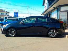 指定工場保有。購入からアフターフォローまで、お車のことは島根県出雲市のフレストにお任せください。営業時間9:00～19:00、水曜日定休