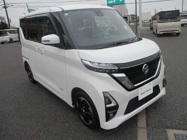 ボディーコーティング（『3イヤーズコート』（55,000円）もご用意しております！ガラス系のコーティング剤によりボディがピカピカになり、洗車も楽々です！！