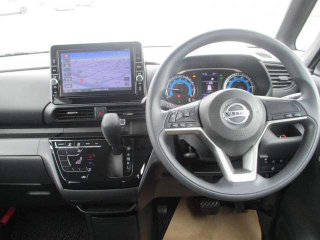 自動車保険も取扱います！『日産カーライフ保険プラン』で“充実サポート”！！ディーラーならではのレッカー手配やガラス・バンパー・タイヤ等の補償特典がございます！まずはお尋ねください！！