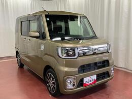 両側スライドドアなので、狭い駐車場や壁際でも安心！